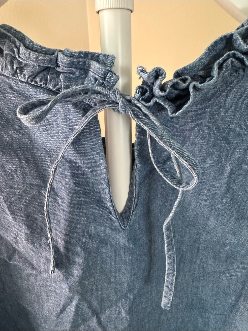 J. Crew Chambray Ruffle Sleeveless Top in Light Blue - Picture 3 of 8